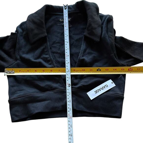 Womens Crop Tops Bundle Size Medium Large All Seasons Cropped Y2K Indie - Picture 3 of 9